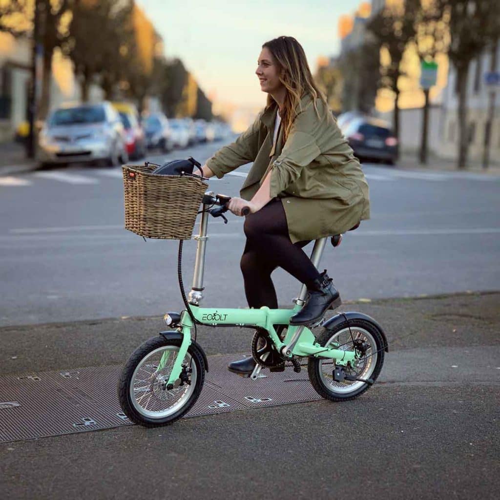 VÉLO ELECTRIQUE PLIABLE