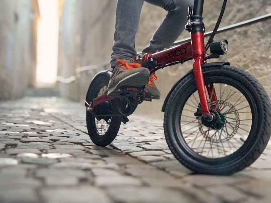 VÉLO ELECTRIQUE PLIABLE
