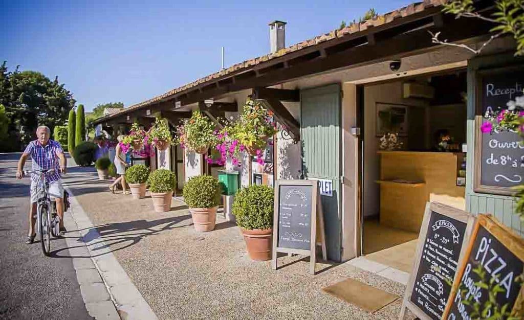Emplacement de camping à Saint Rémy de Provence