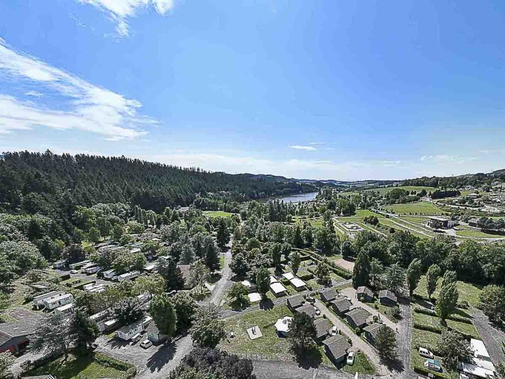 Emplacement de camping dans le Beaujolais