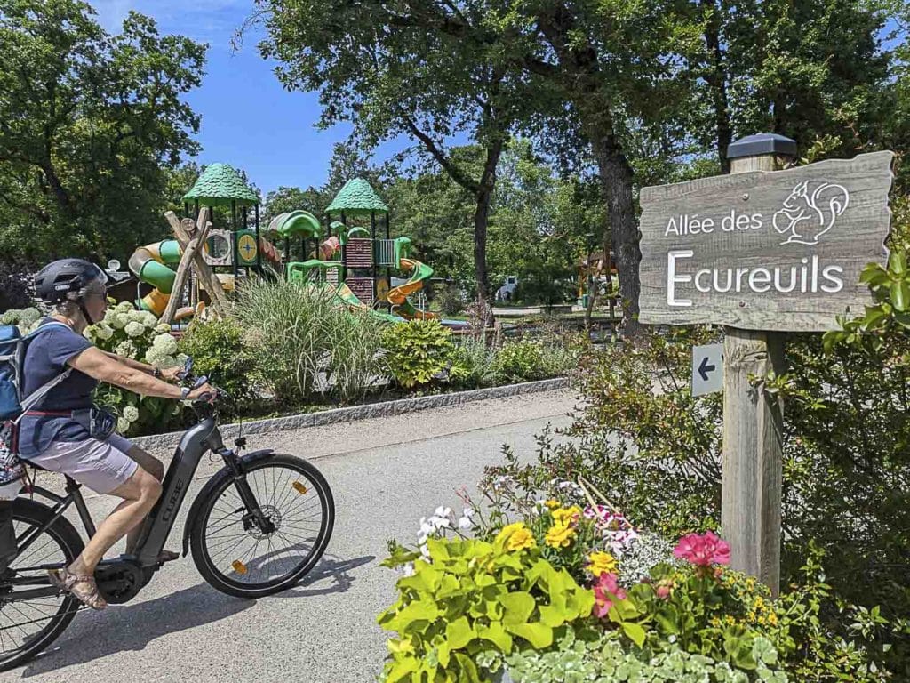 Emplacement de camping sur le lac Léman