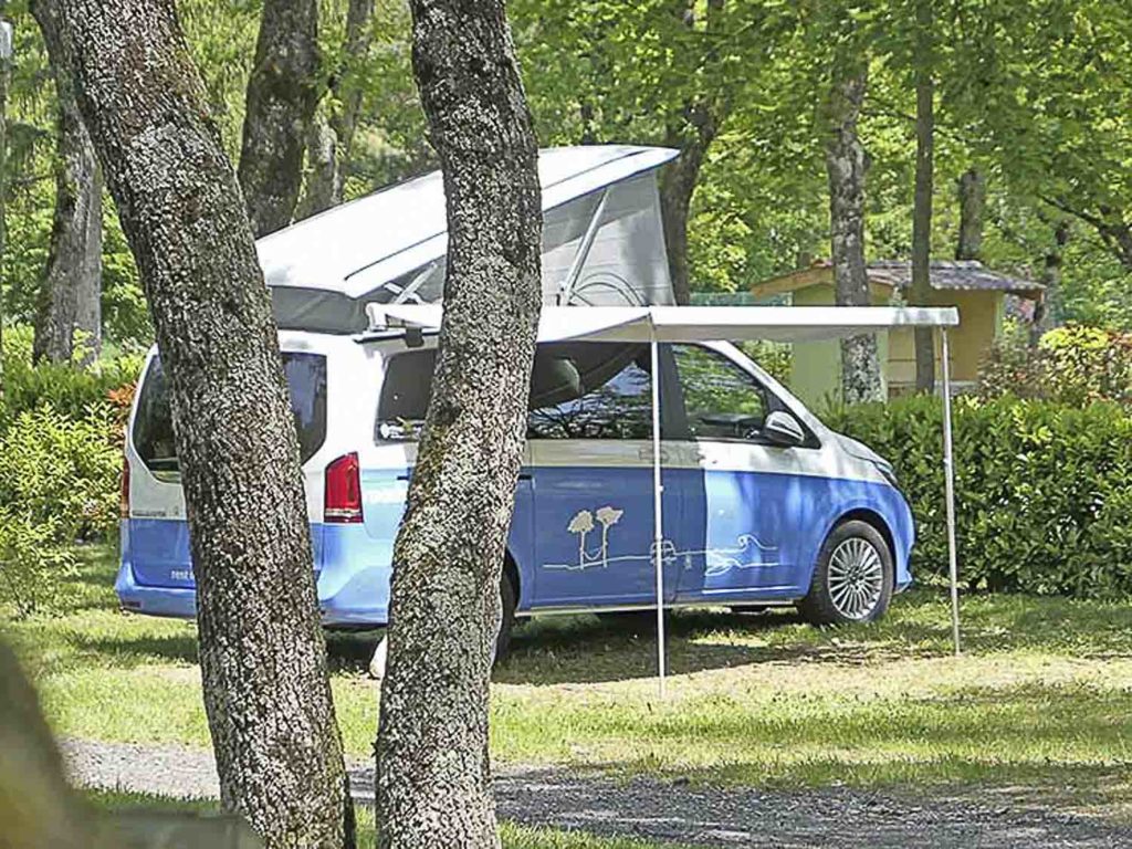 Emplacement de camping sur le lac Léman