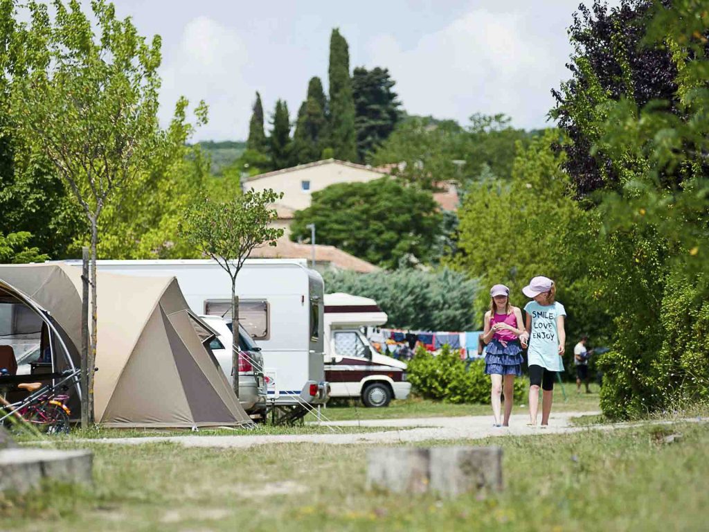 Emplacements de camping à Forcalquier en Provence