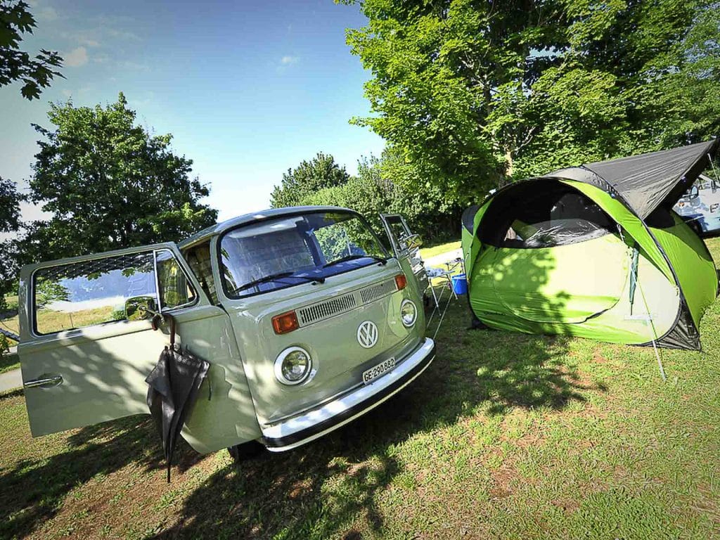 Emplacement de camping dans le Lot